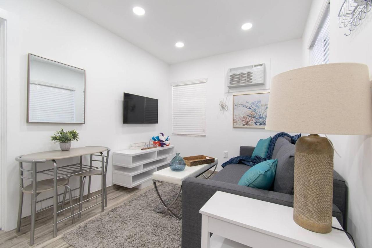 Chick & Fashionable 1 Bedroom Apt Beach Unit # 4 Dania Beach Εξωτερικό φωτογραφία